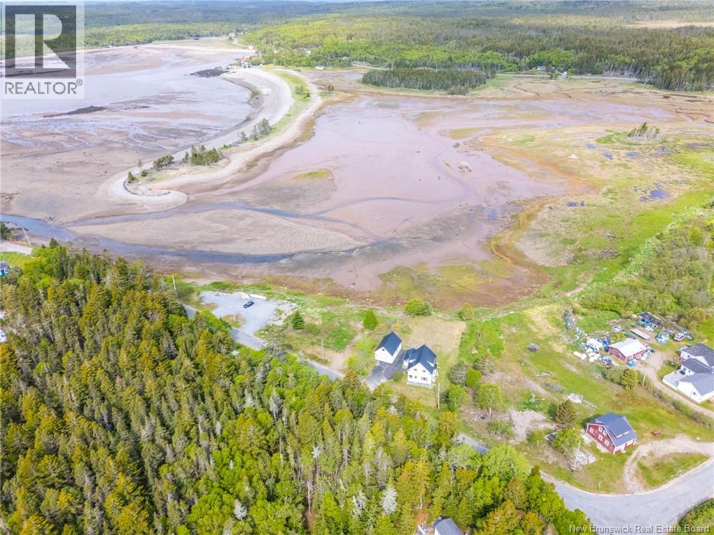 6 Crow Island Road - 42