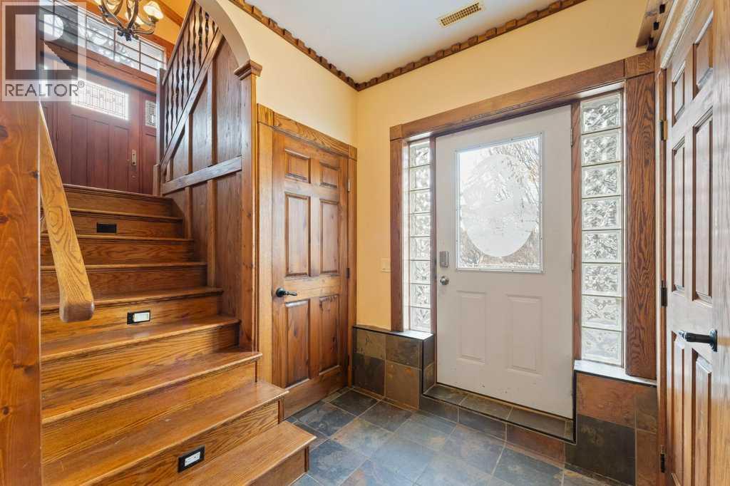 764 East Chestermere Drive - 33
