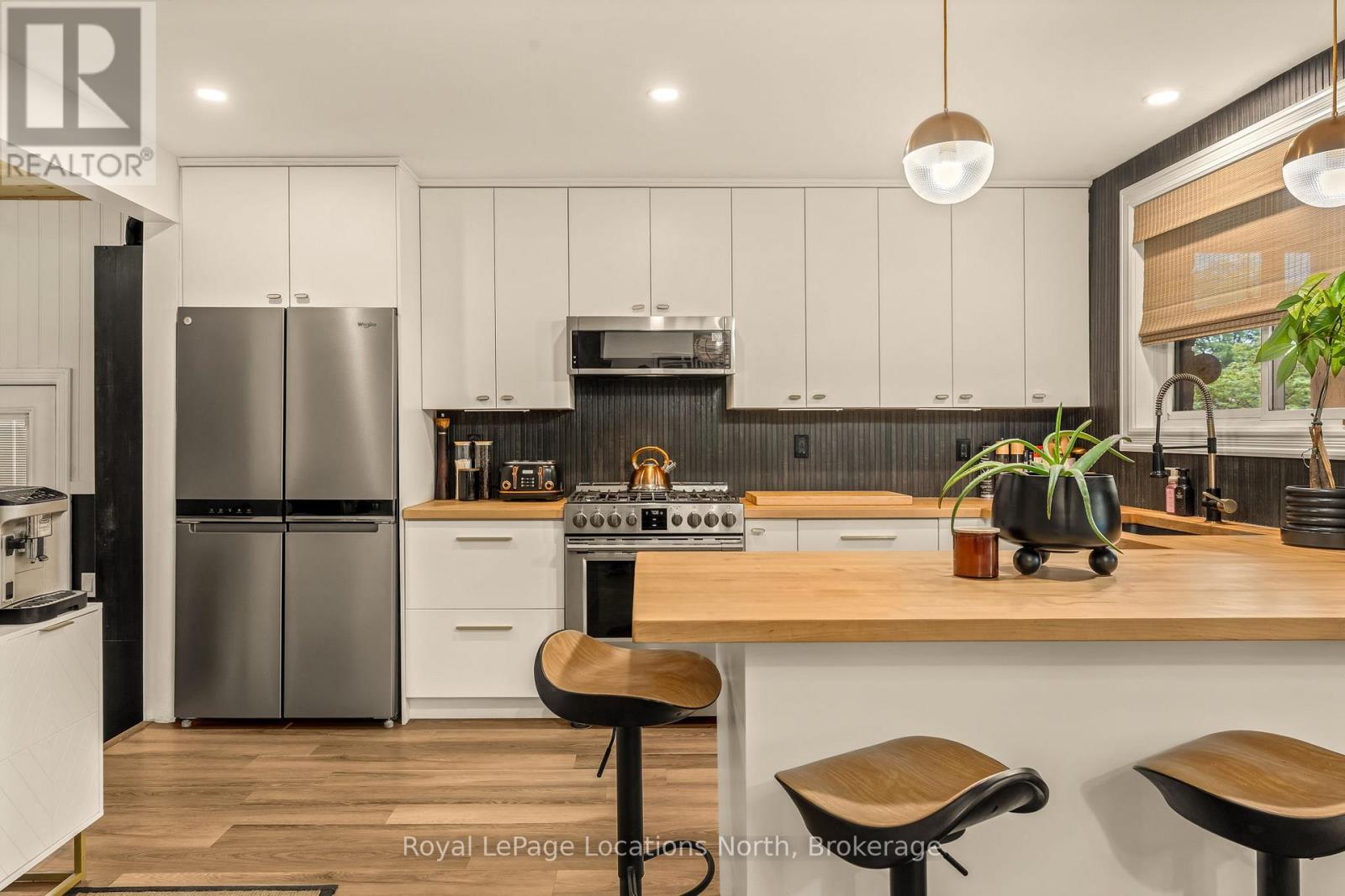 10 PARK ROAD - Image 13