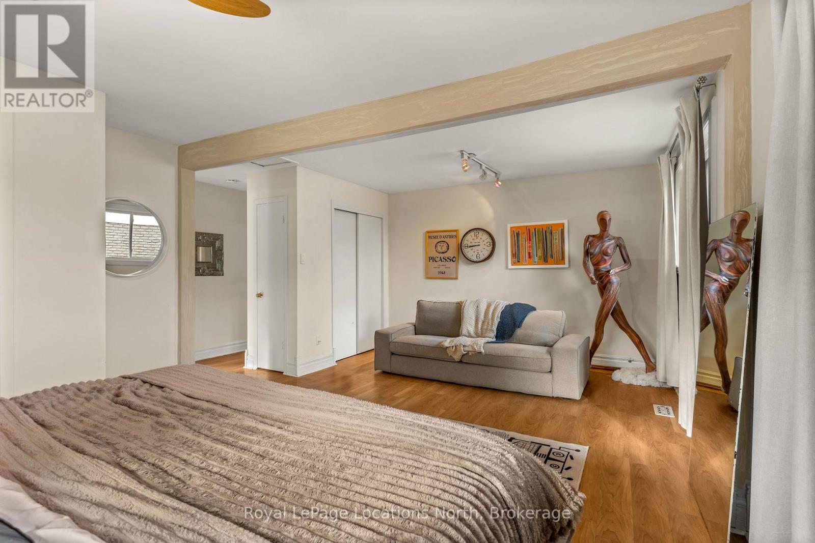 10 PARK ROAD - Image 17