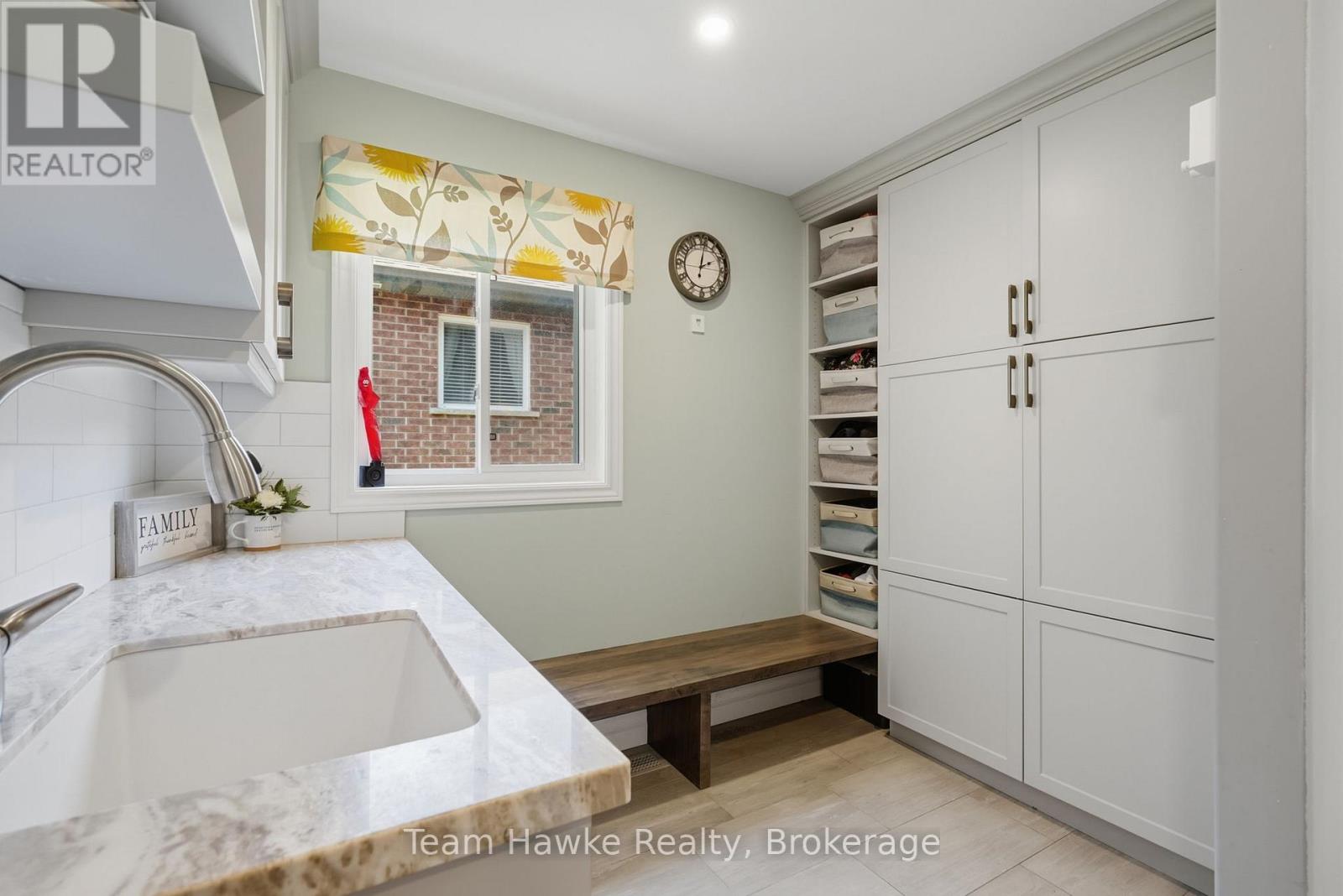 3 SHEPPARD DRIVE - 21