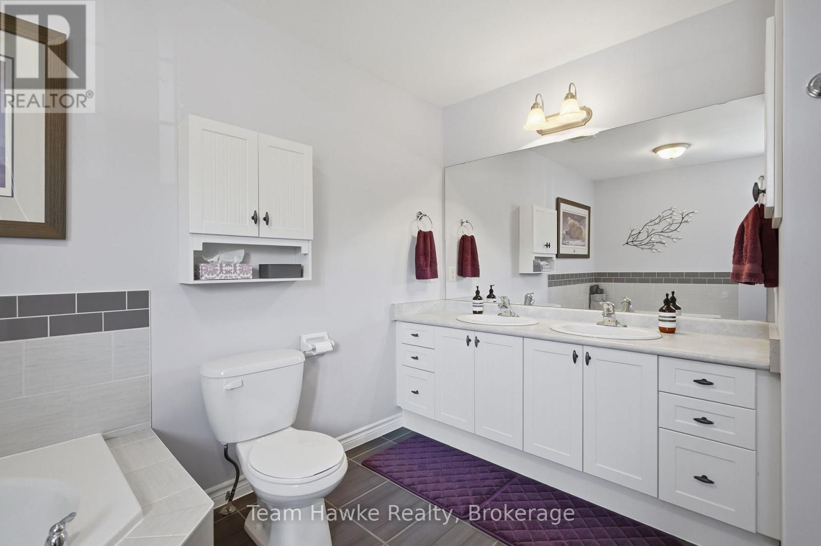 3 SHEPPARD DRIVE - 24