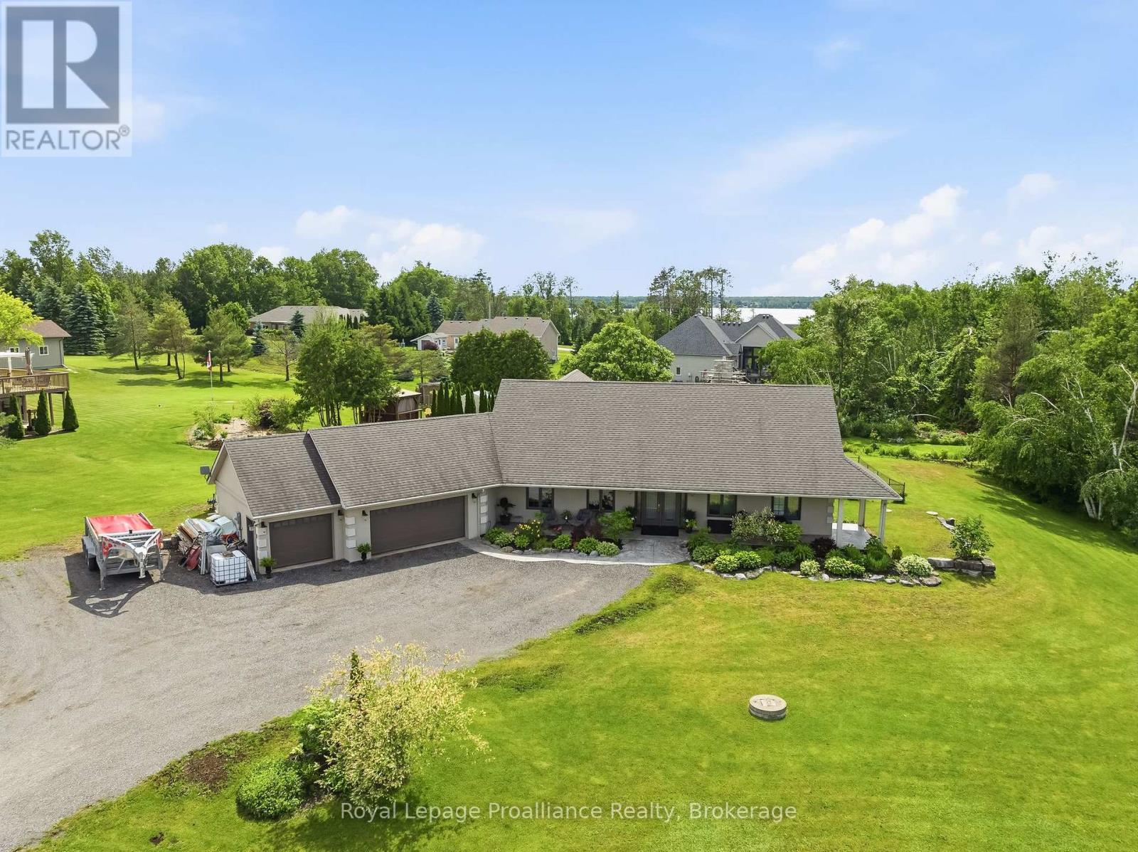1646 HARRIET LANE - Image 46