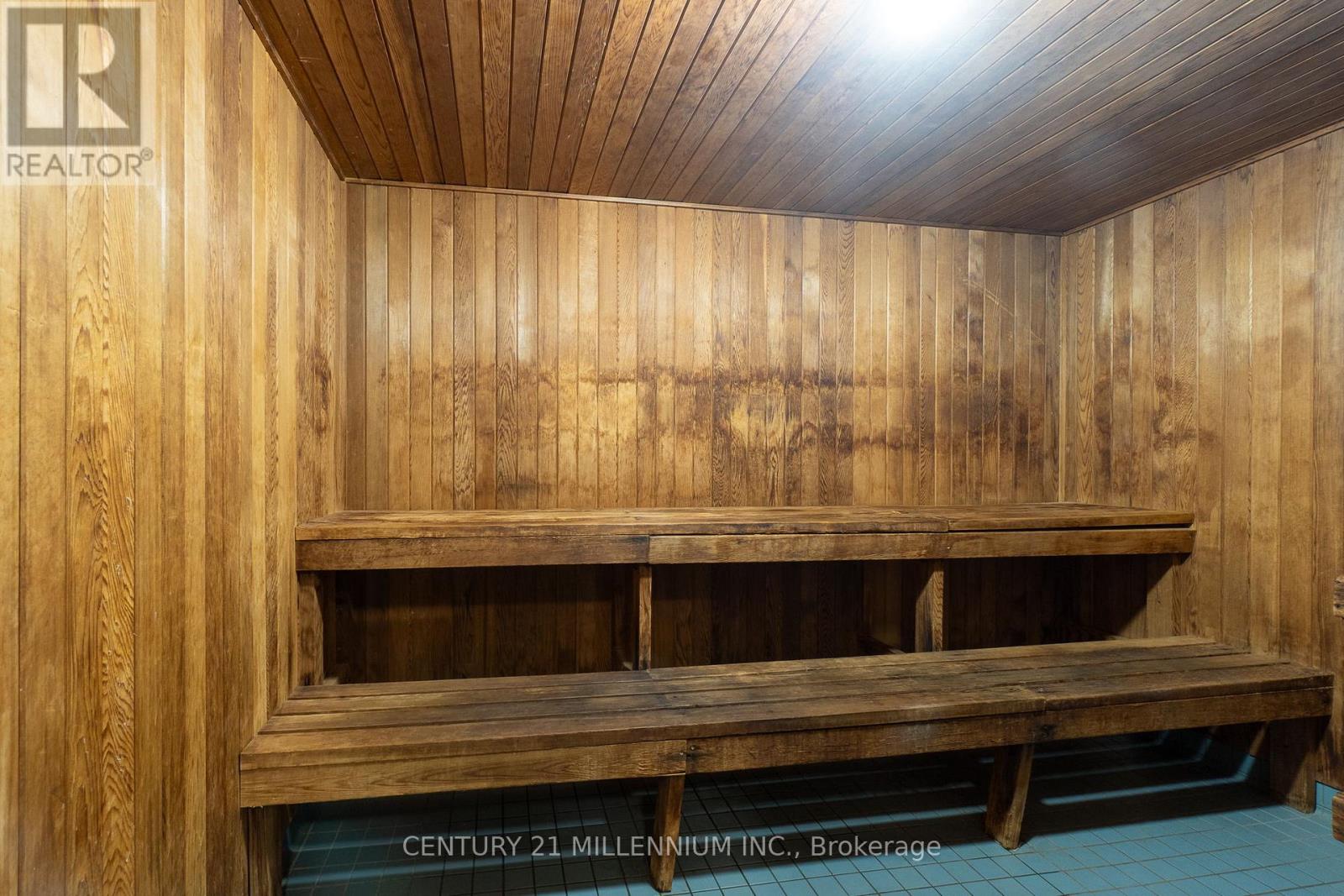 #902 4450 TUCANA COURT - 35