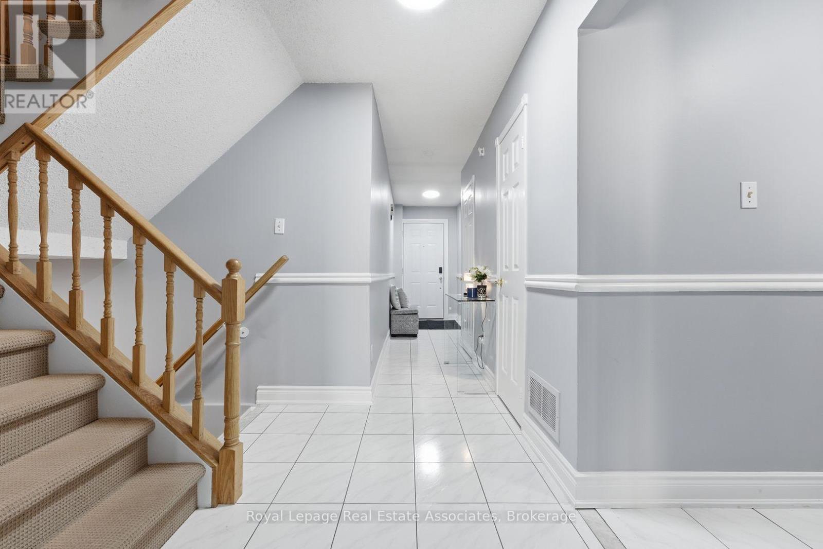 #111 3050 ORLEANS ROAD - 16
