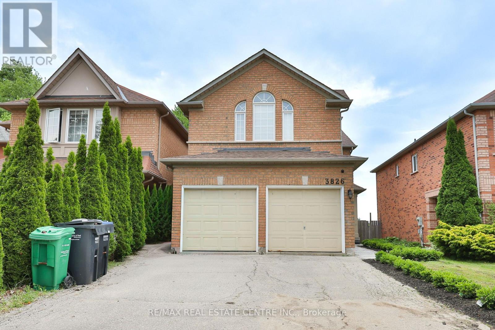 3826 FOREST BLUFF CRESCENT - 2