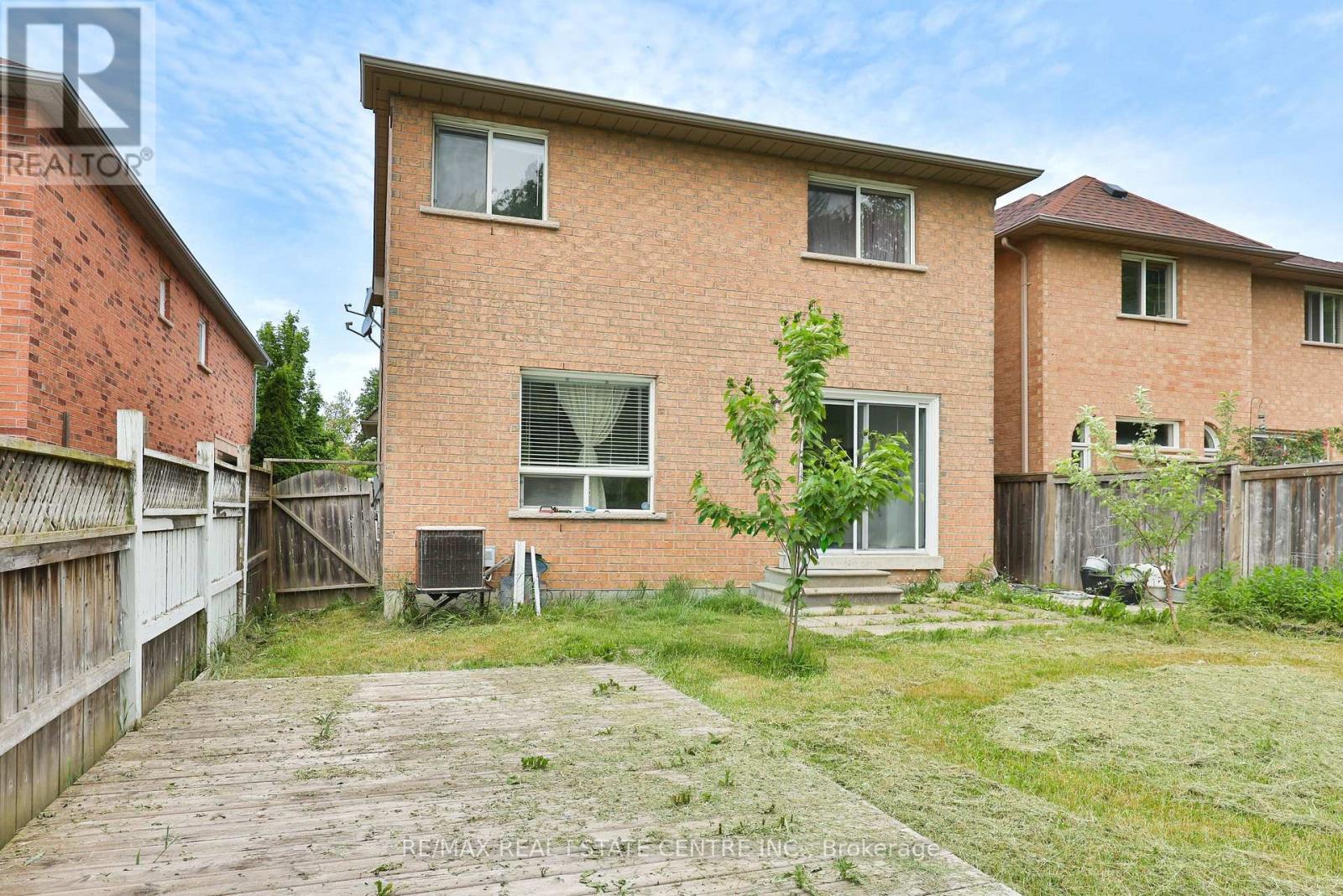 3826 FOREST BLUFF CRESCENT - 41