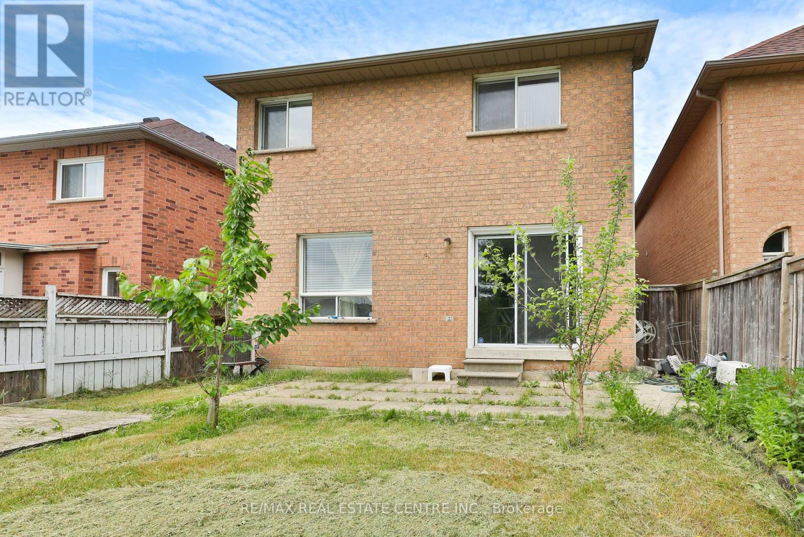 3826 FOREST BLUFF CRESCENT - 42