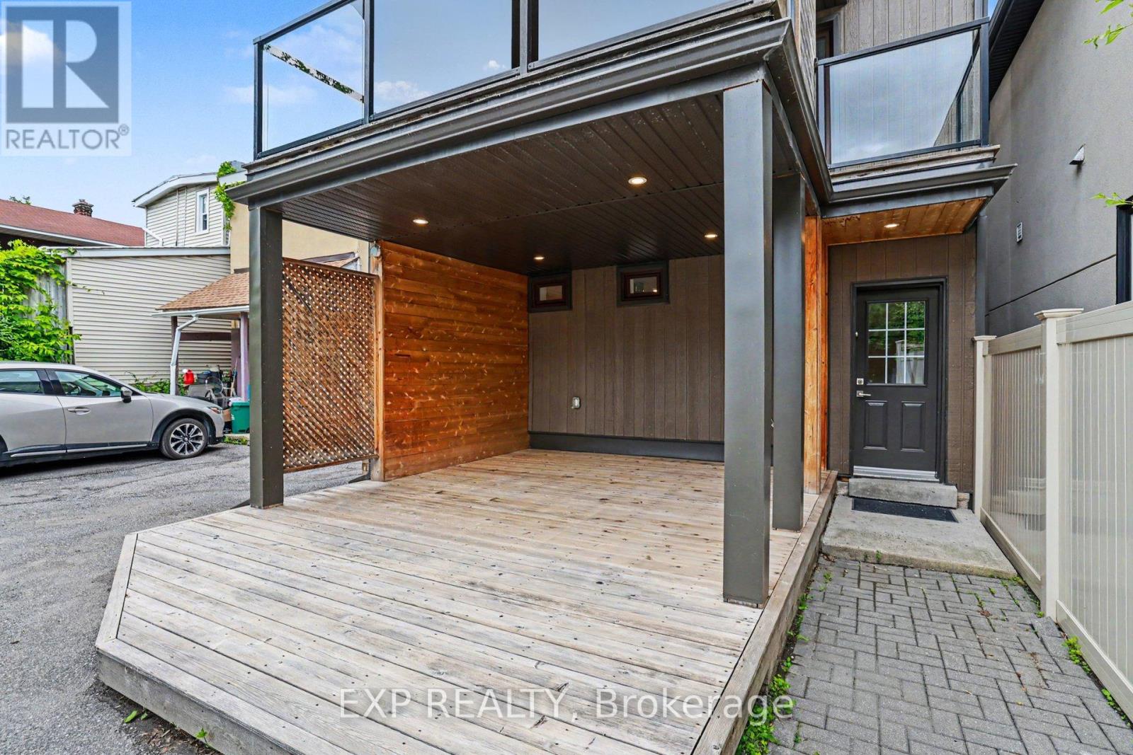 62 YOUNG STREET - 41