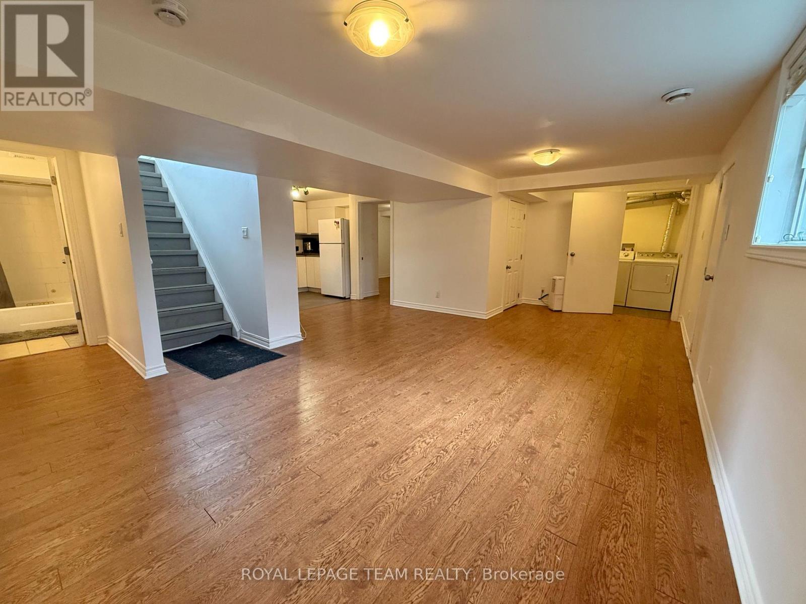 6 Bed, 2 Bath House for Sale in Ottawa – 1 & 2 – 1627 CHAUCER AVENUE, Ottawa – MLS# X13455870 - Image 15