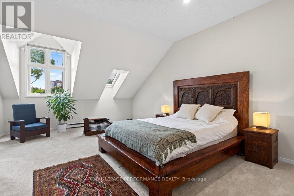 2 Bed, 2 Bath House for Sale in Ottawa – 5 – 255 CATHCART STREET, Ottawa – MLS# X13455910 - Image 24