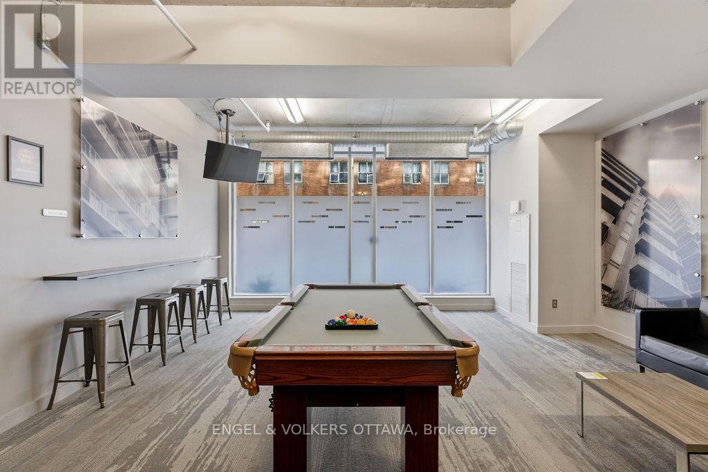 #1107 180 YORK STREET - 24
