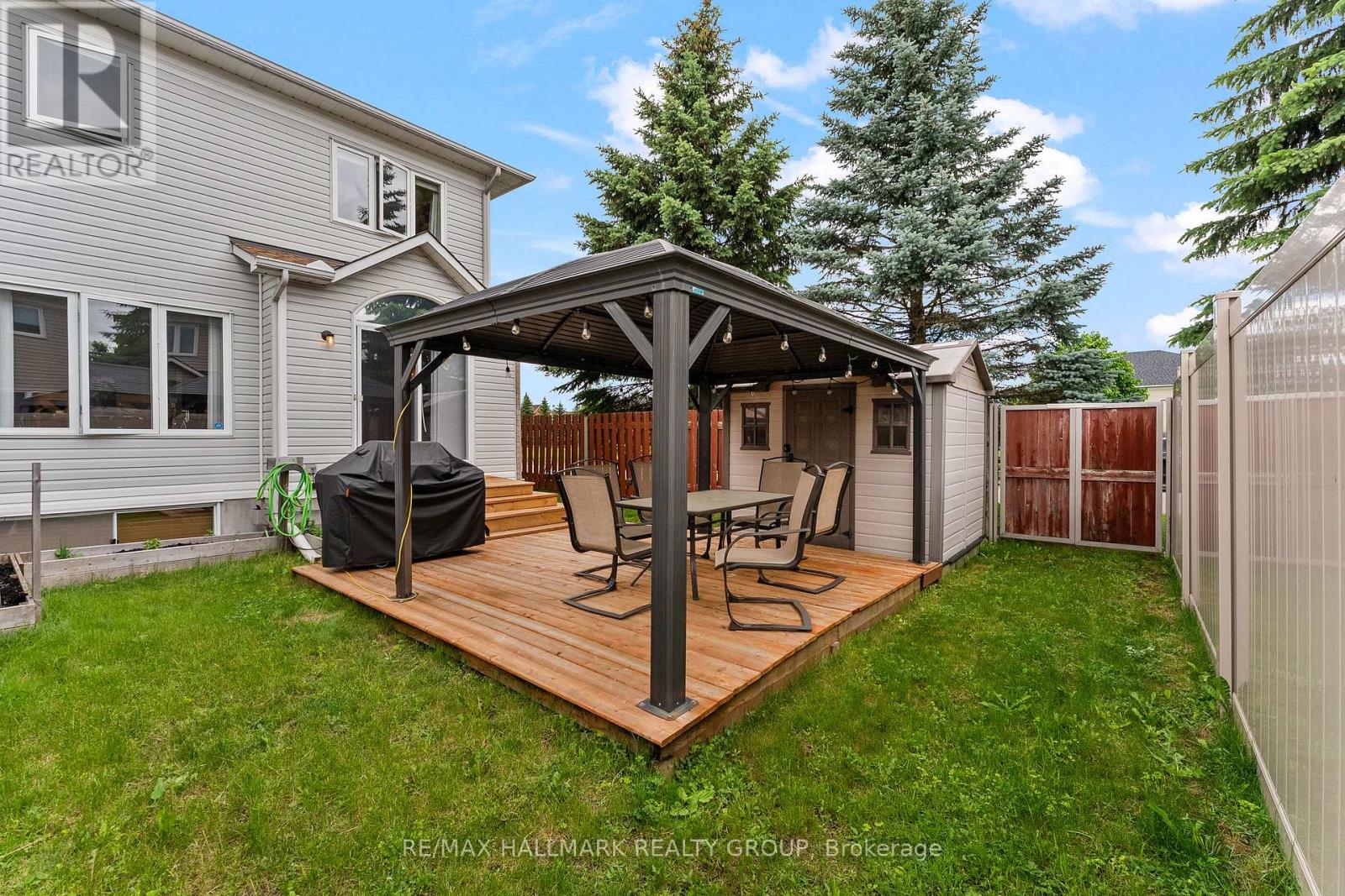 3 Bed, 3 Bath House for Rent in Ottawa – 2250 SILVERADO CRESCENT, Ottawa – MLS# X13456044 - Image 26
