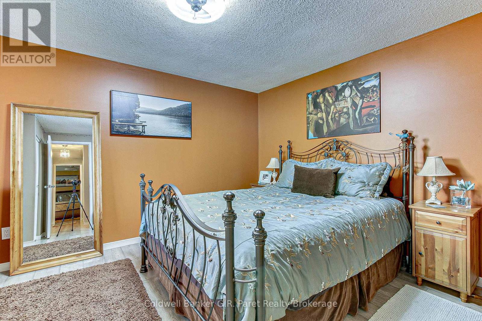 #15 1 LAMERS COURT - 17