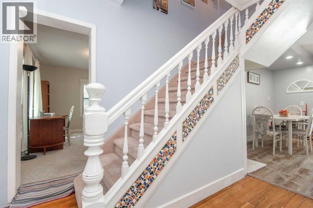4211 51A Street - photo 4
