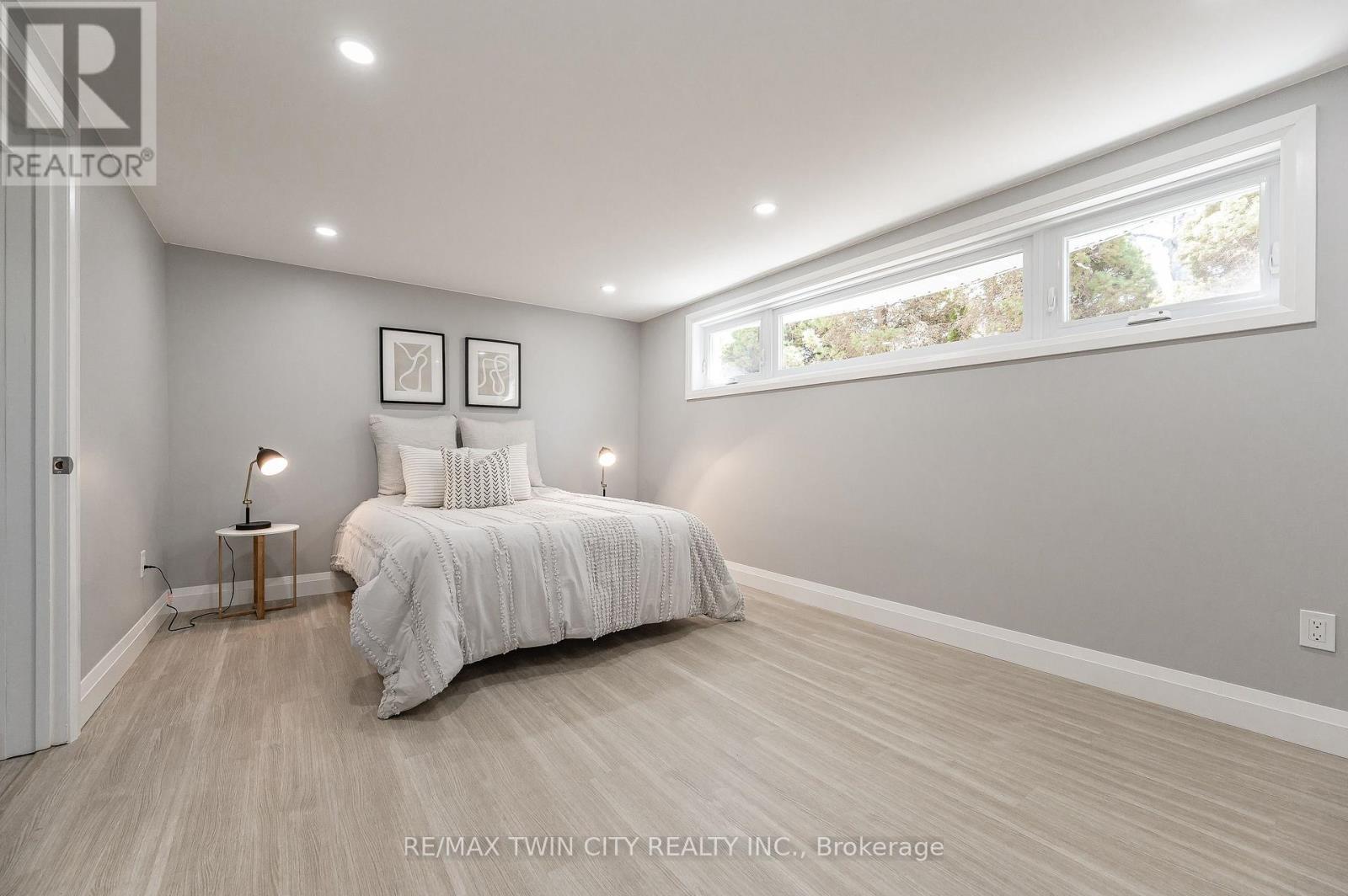 34 BRADLEY DRIVE - 23