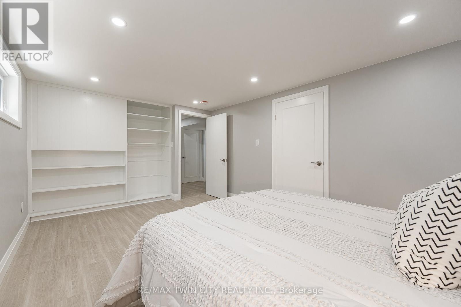 34 BRADLEY DRIVE - 24