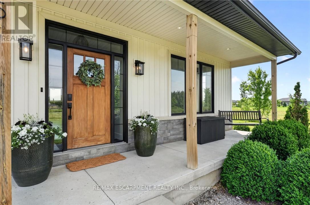 195 VICTORIA AVENUE - 6