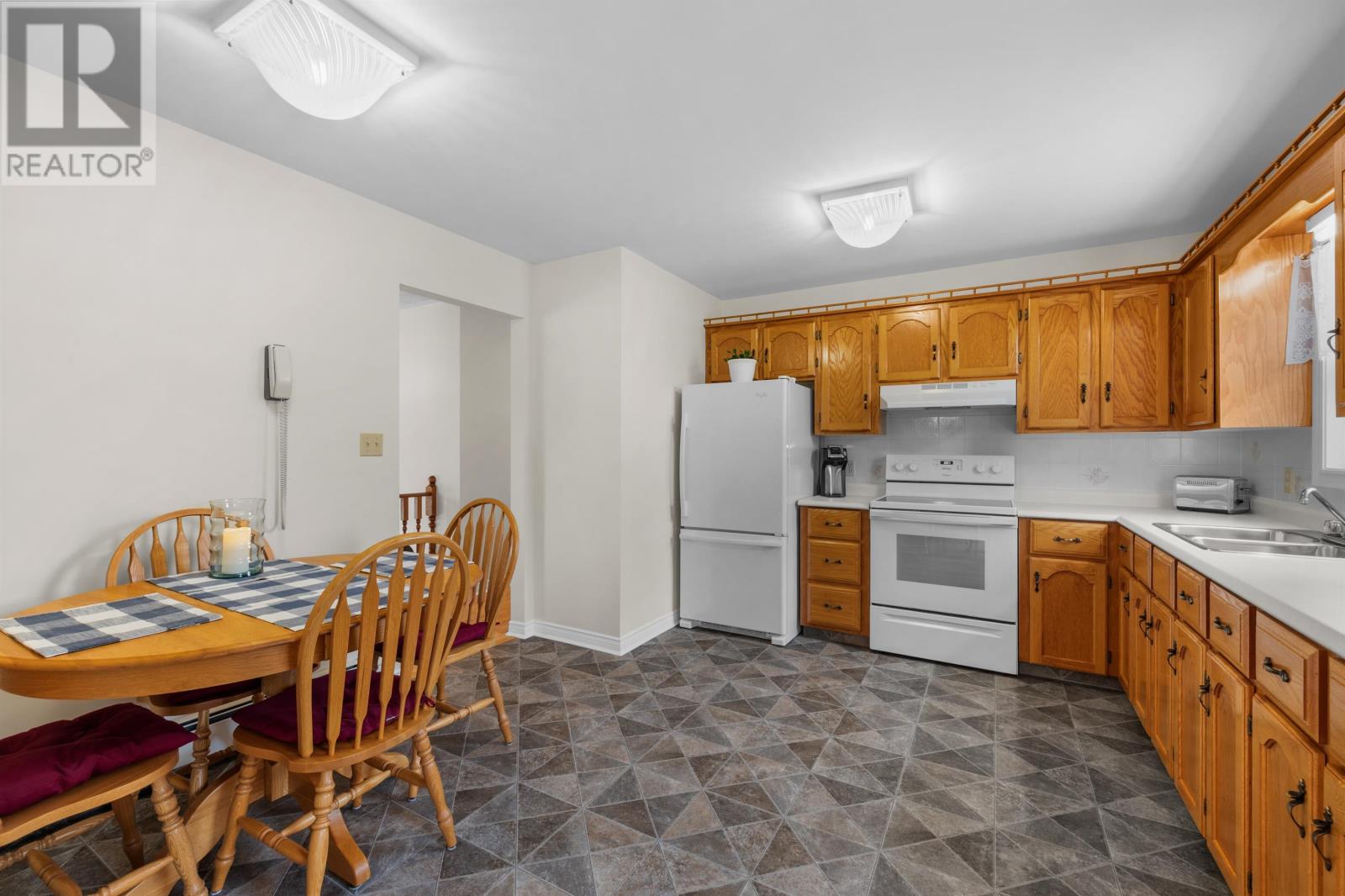 8 Oakland Drive - 11
