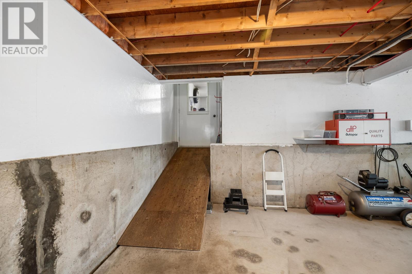 8 Oakland Drive - 27