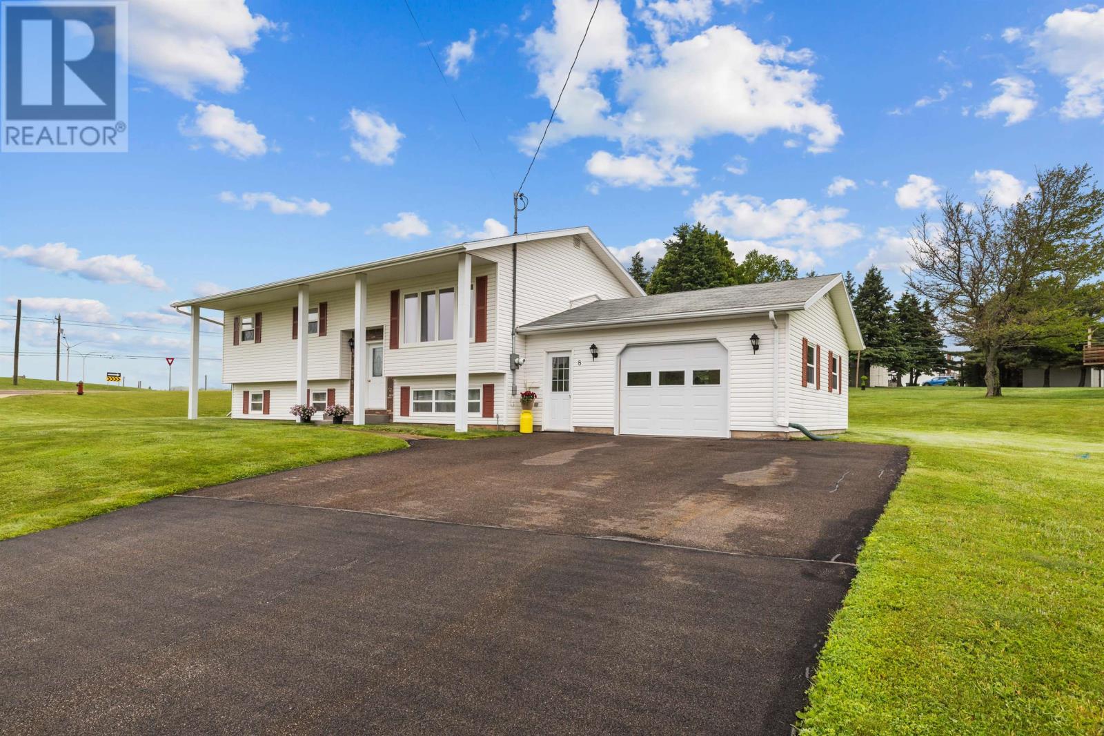 8 Oakland Drive - 33