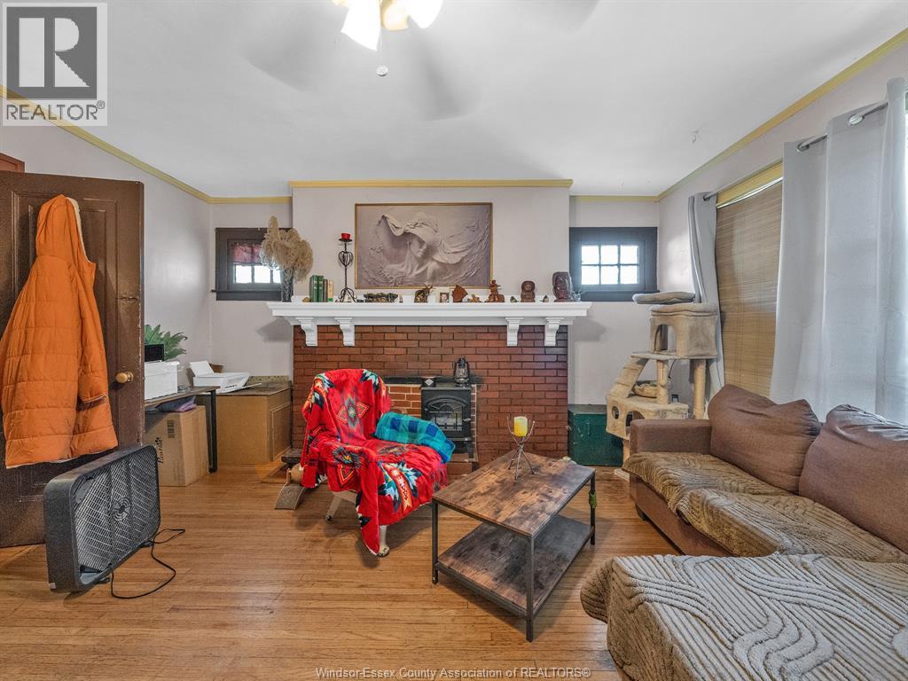 154-156 ELLIOTT STREET West - 16