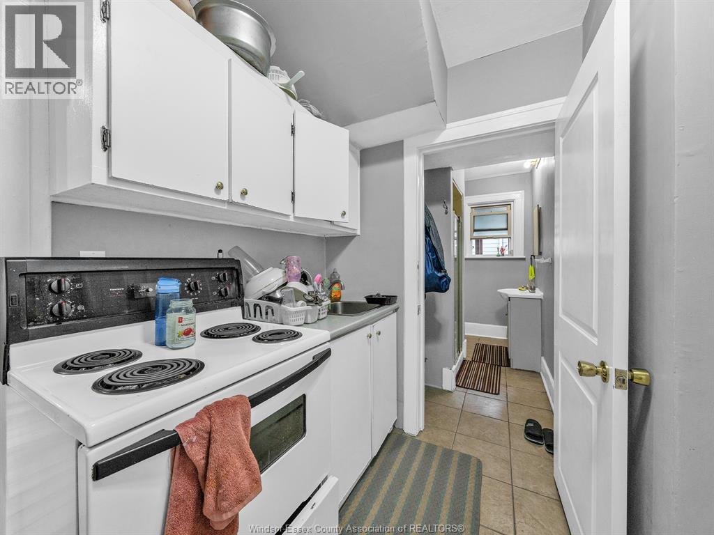 154-156 ELLIOTT STREET West - 8
