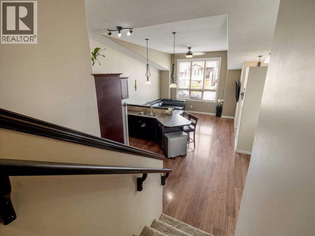 554 Margaret Sutherland Crescent N — photo 13