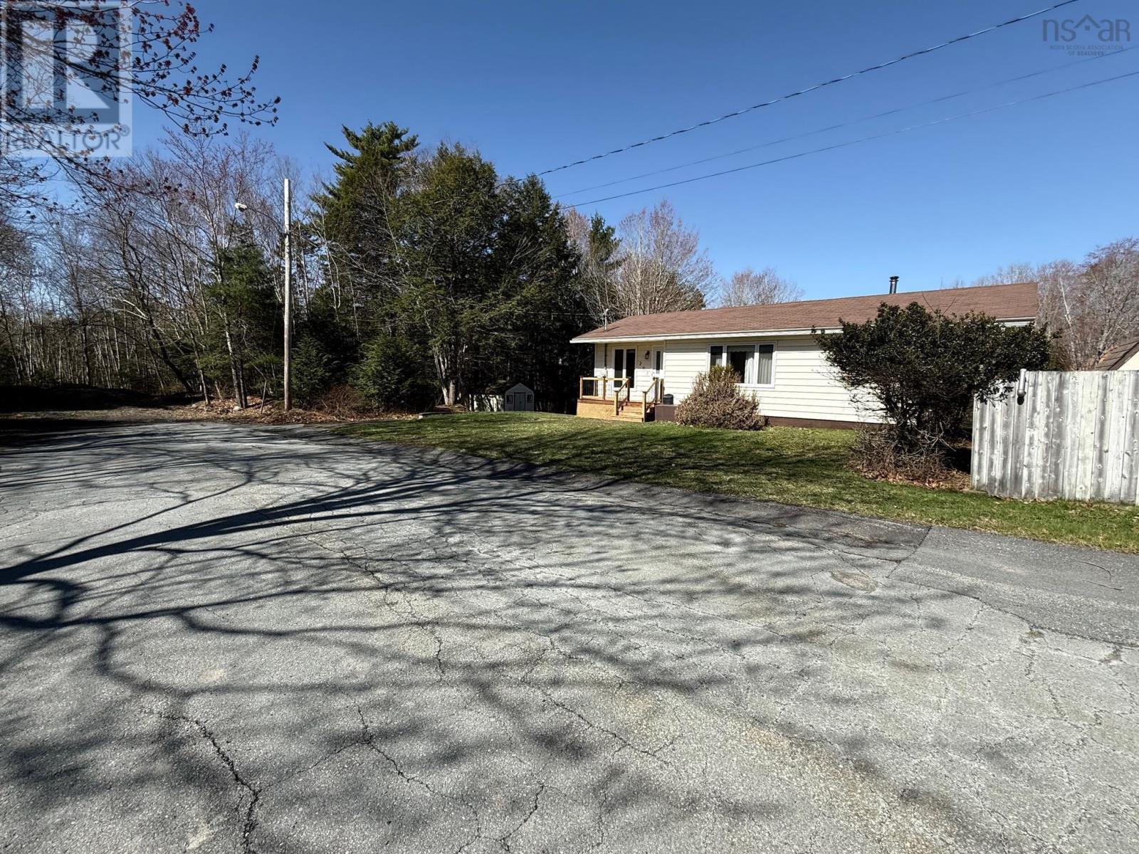 293 Kydd Street - 44