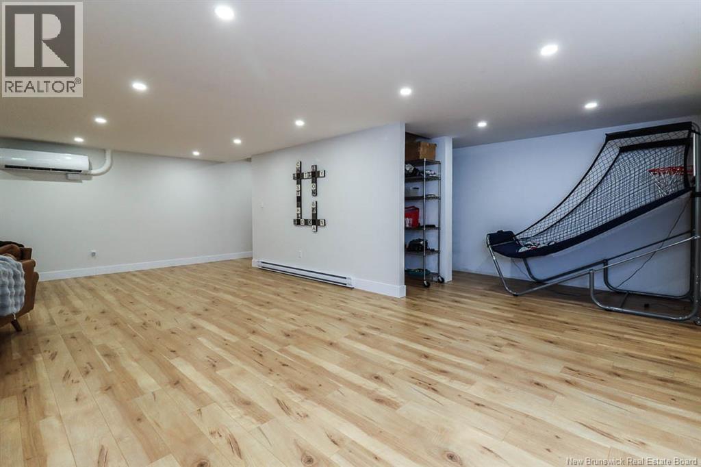 130 Lake Road South - 34