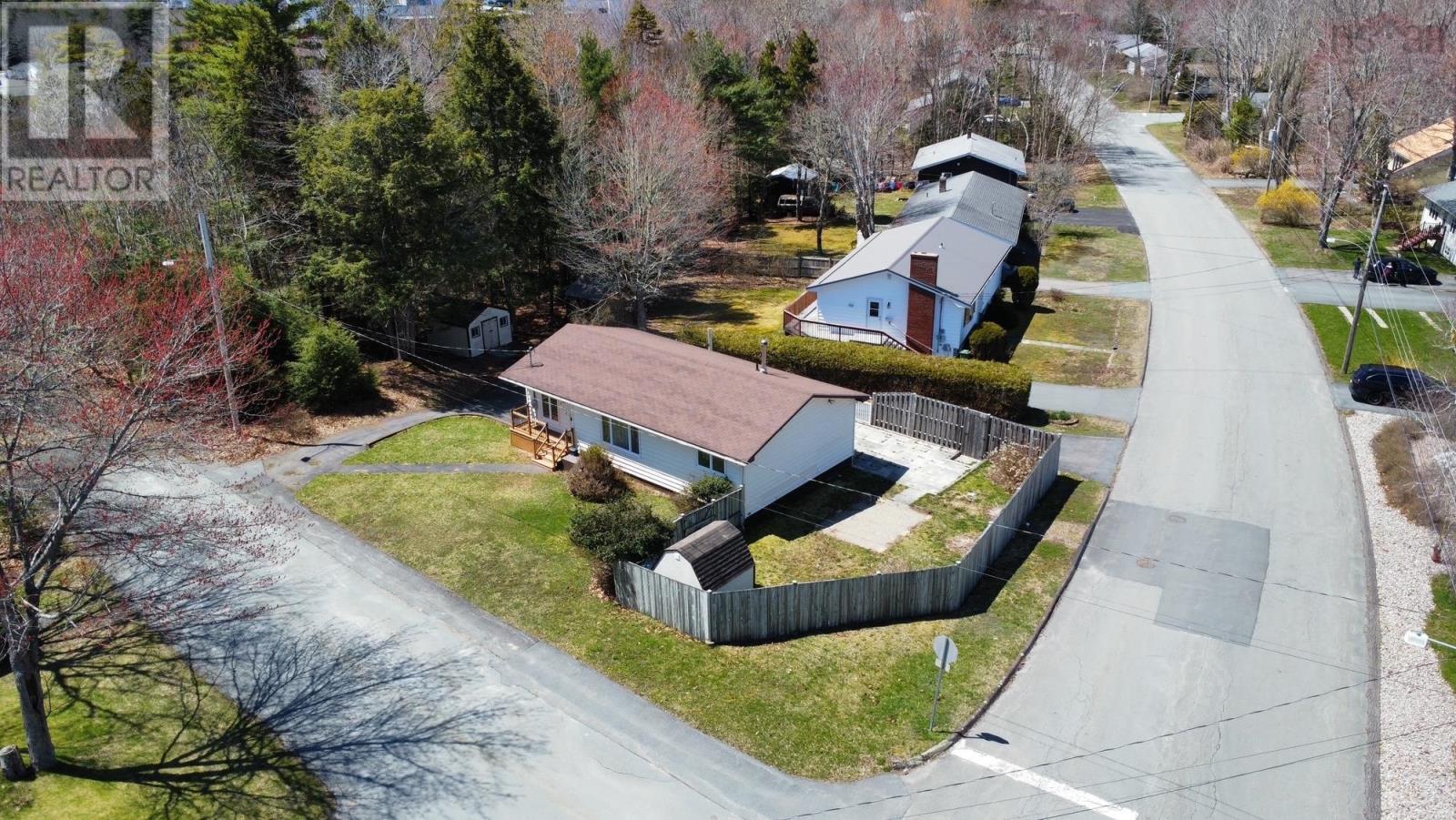 293 Kydd Street - 1