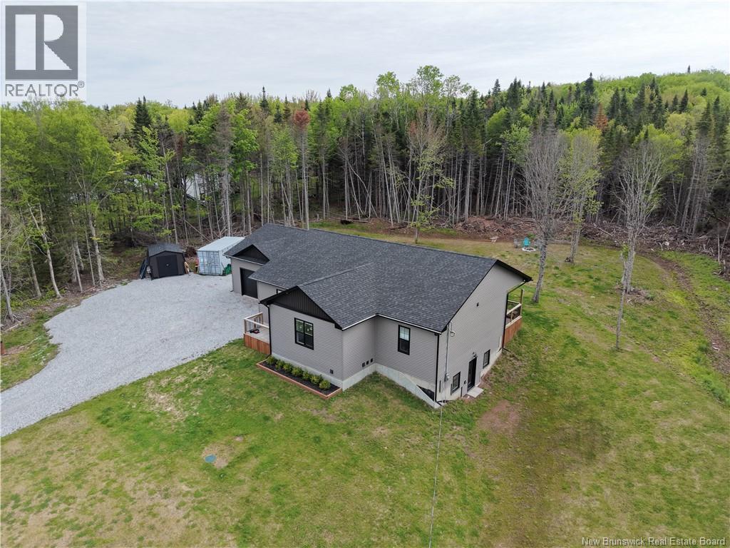 130 Lake Road South - 48