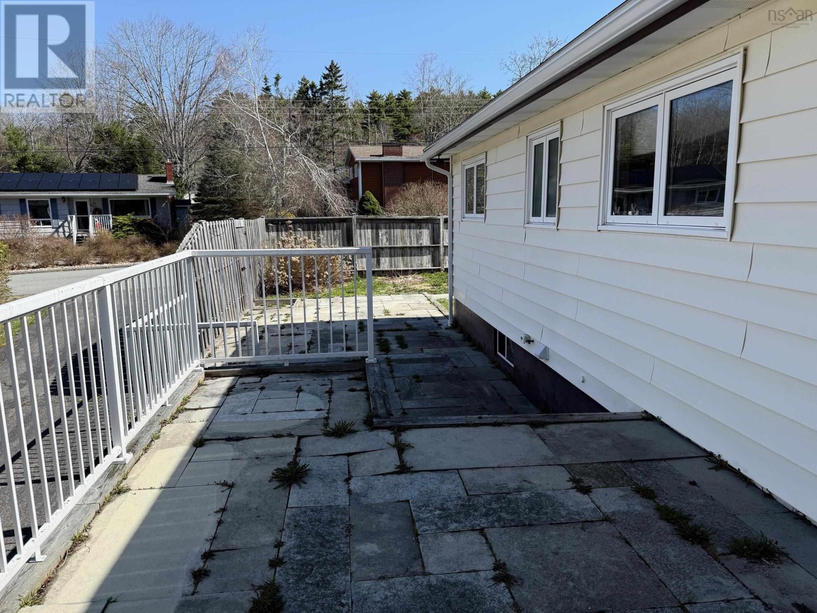 293 Kydd Street - 6