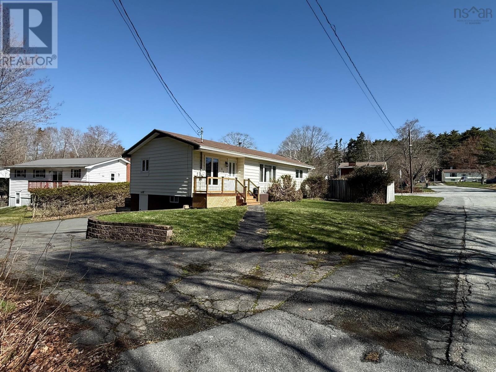 293 Kydd Street - 7