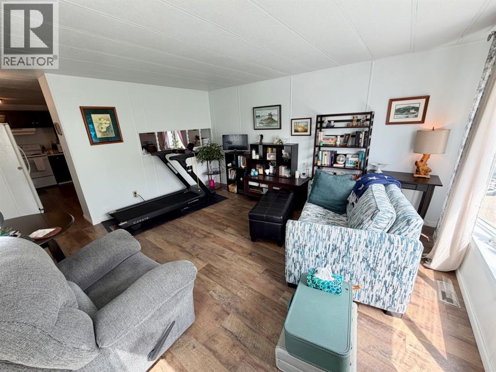 311, 2300 13 Street N - 11