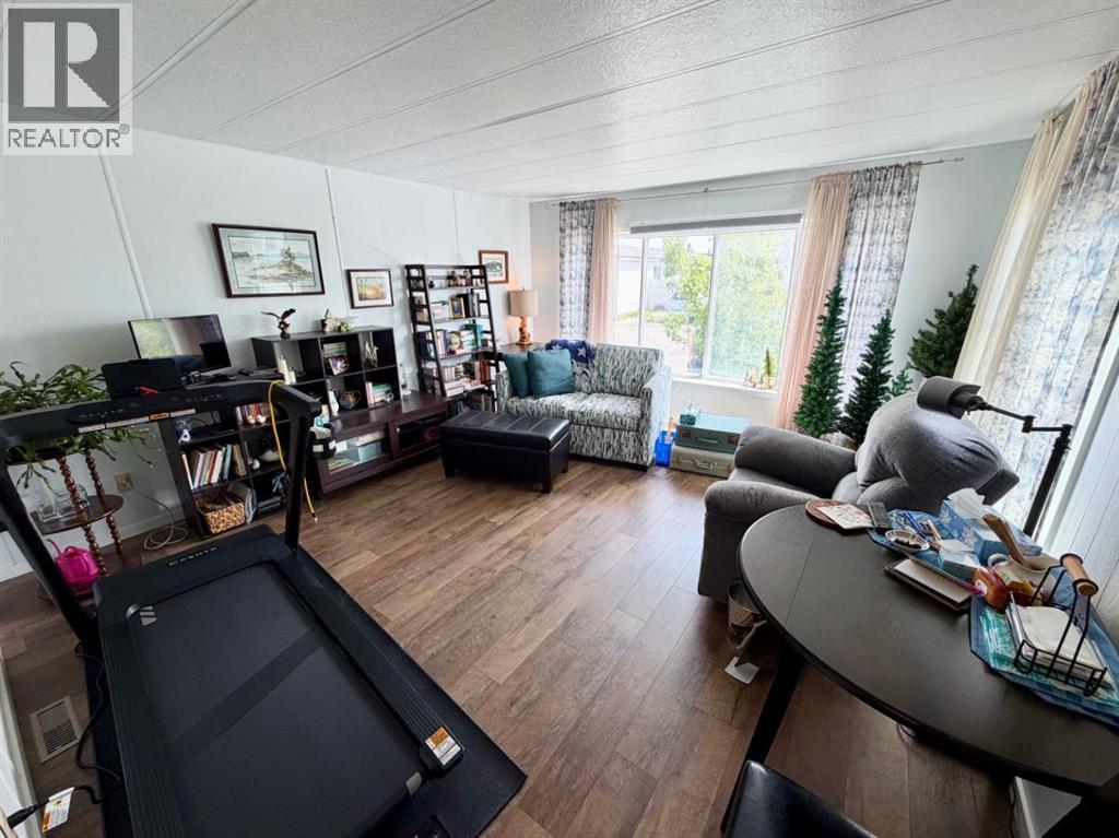 311, 2300 13 Street N - 9