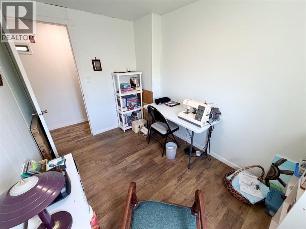 311, 2300 13 Street N - 24