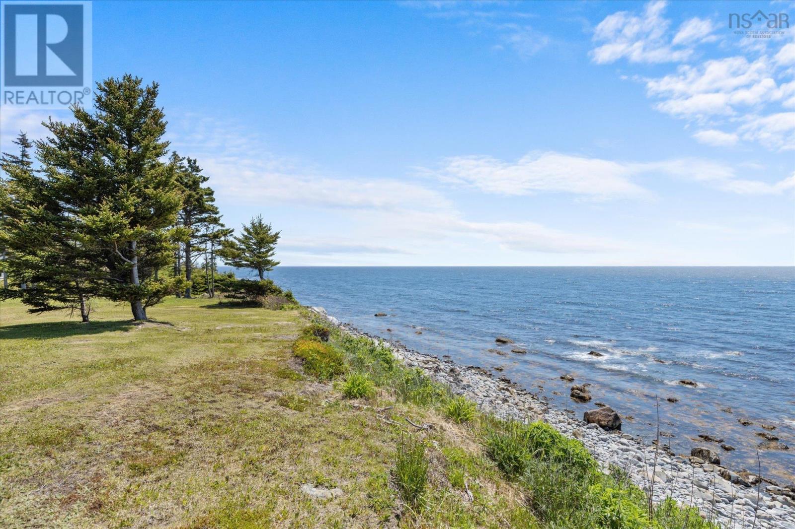 Property 21 of 49 of 80 Pierce Point Road