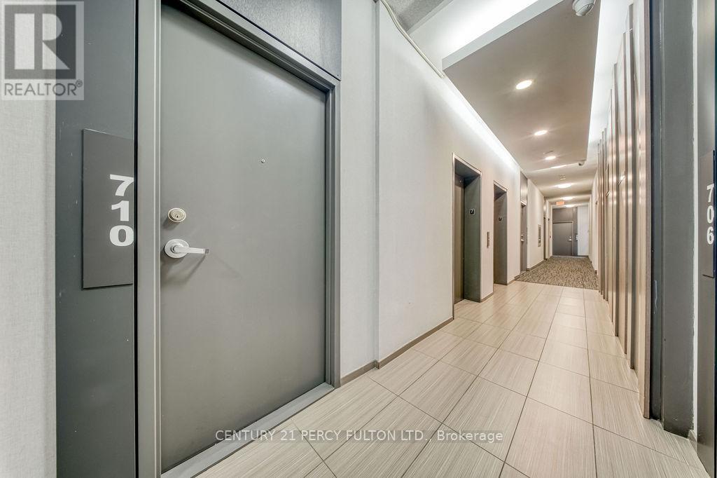 #710 15 BRUYERES MEWS - 4