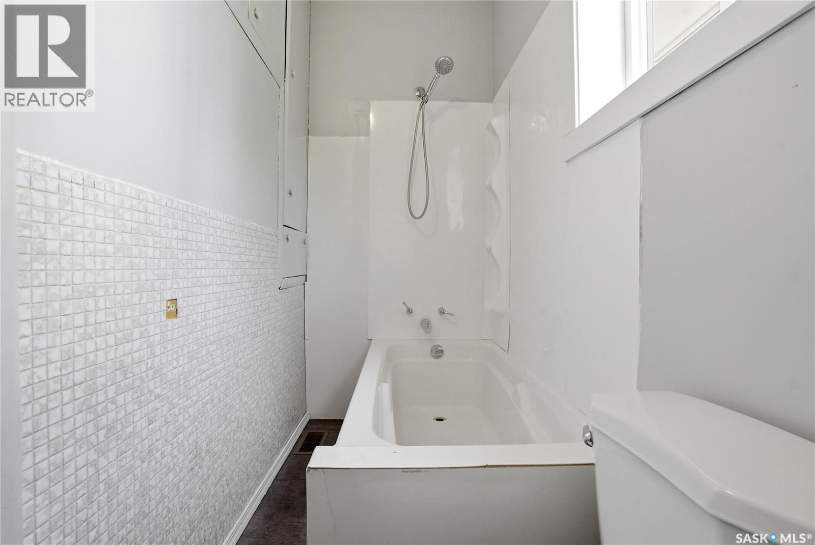 103A Norman AVENUE - 16