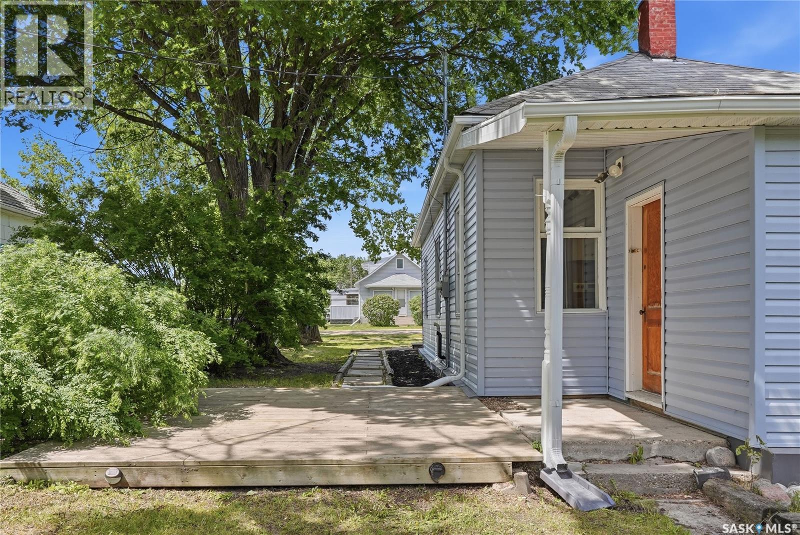 103A Norman AVENUE - 23