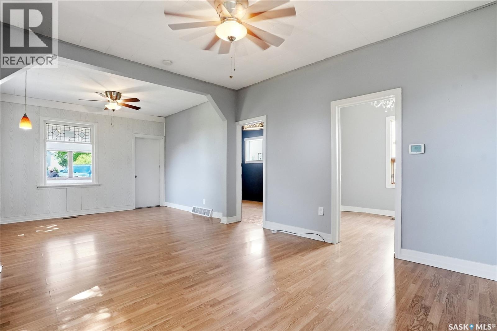 103A Norman AVENUE - 4