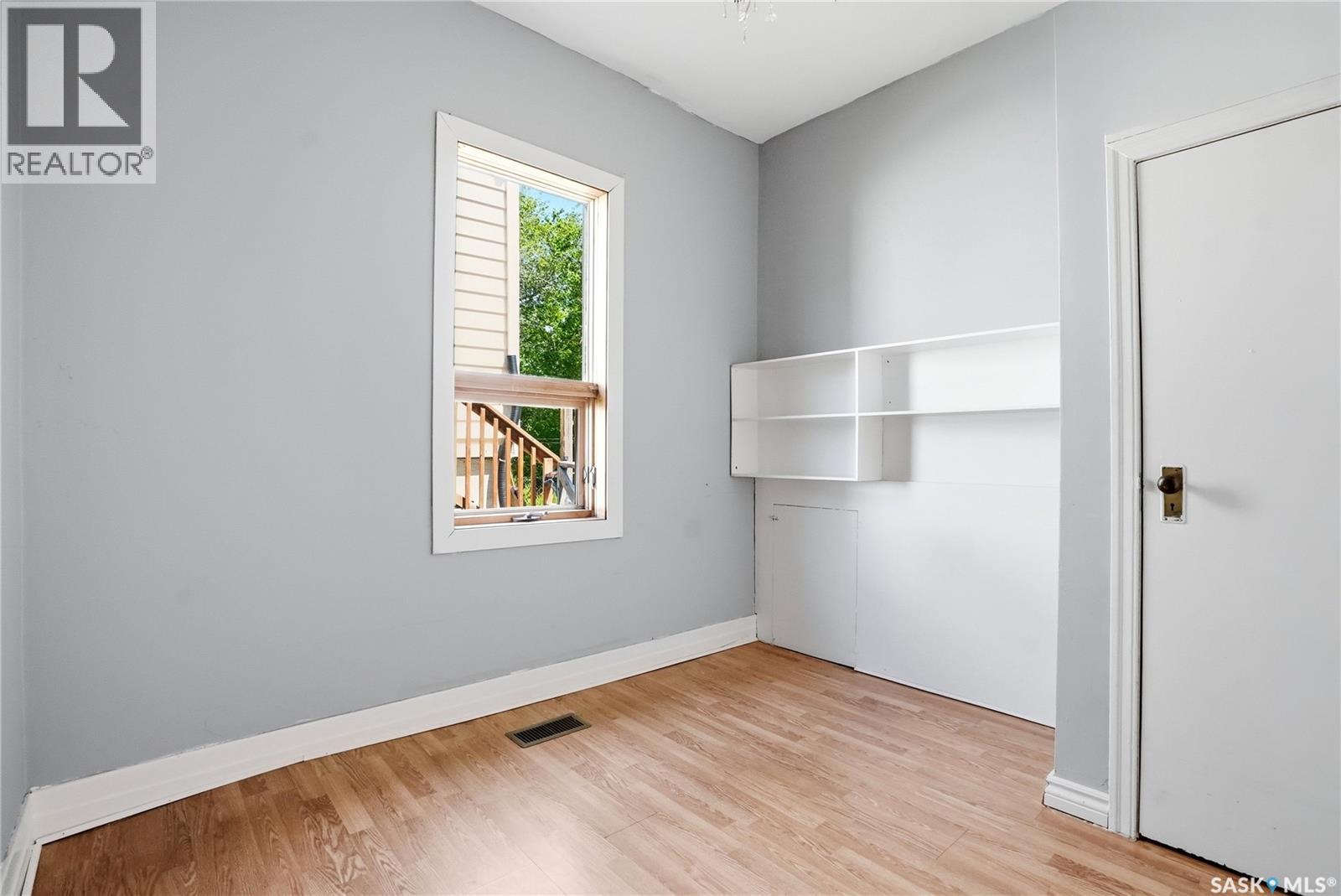 103A Norman AVENUE - 8