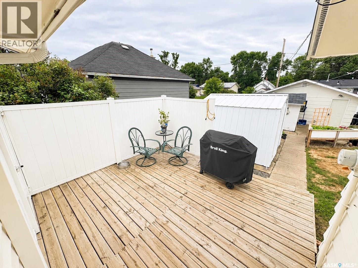 216 Lorne St. — photo 19