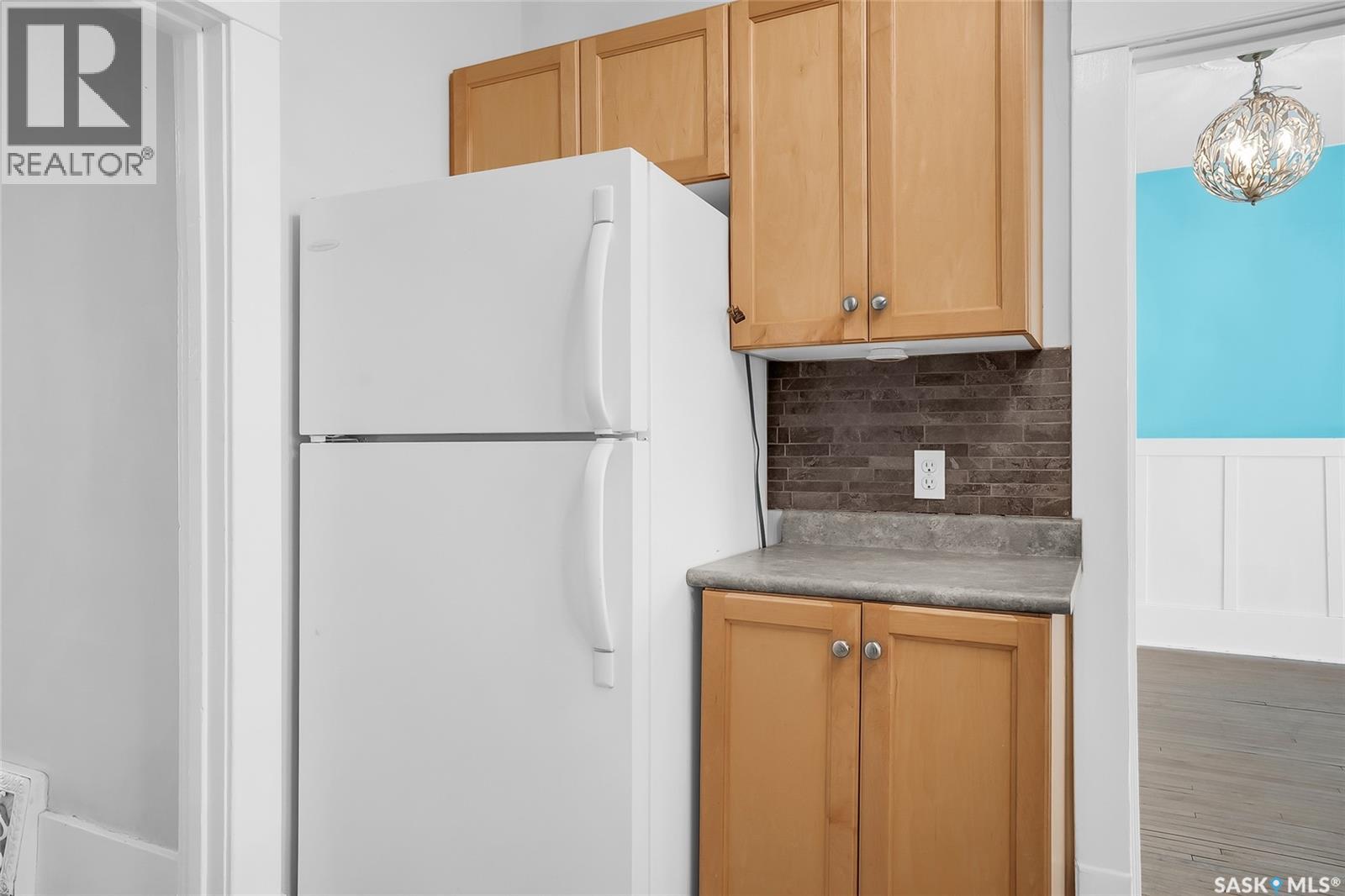 524 7th STREET E - 11