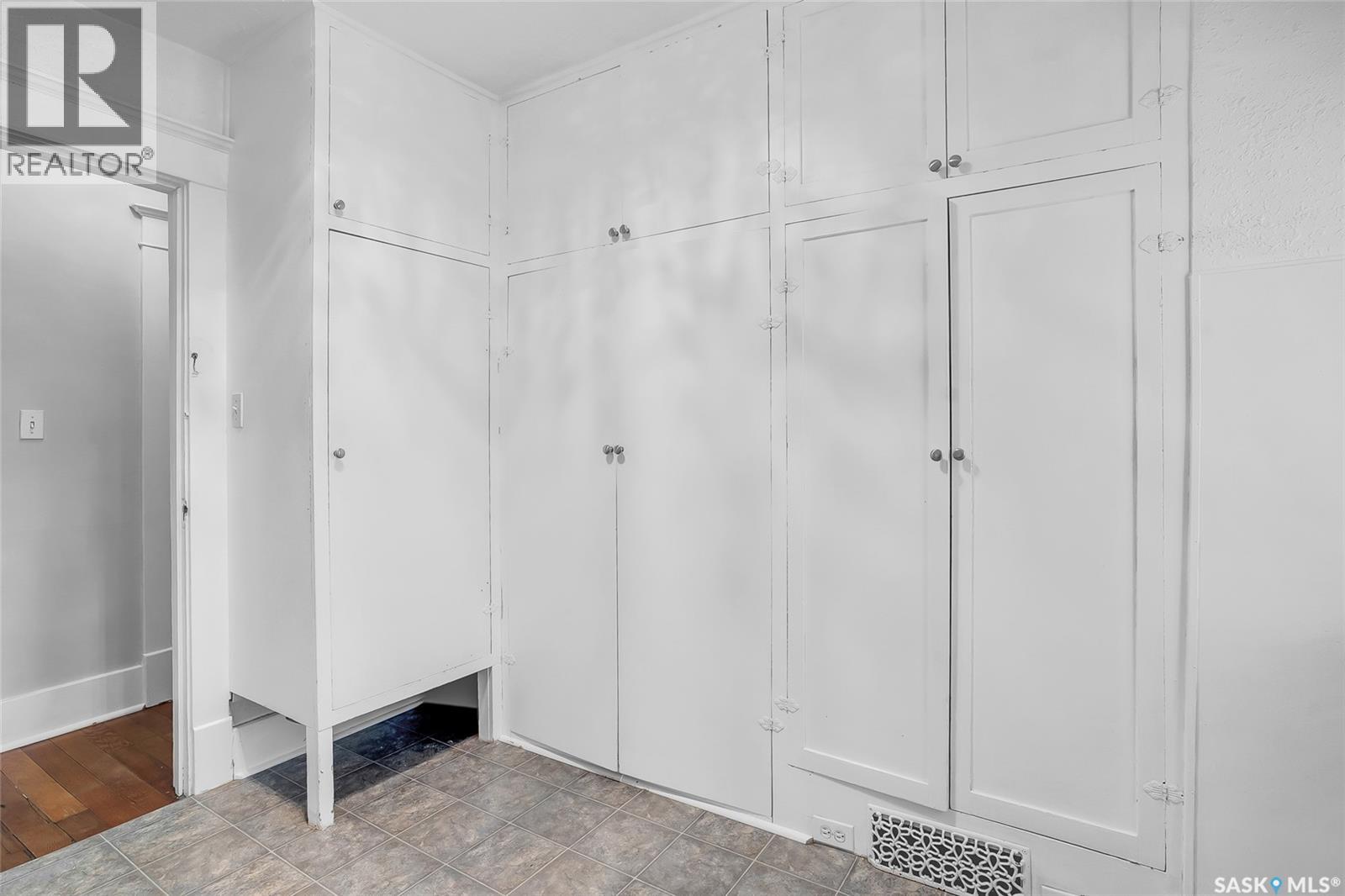 524 7th STREET E - 19