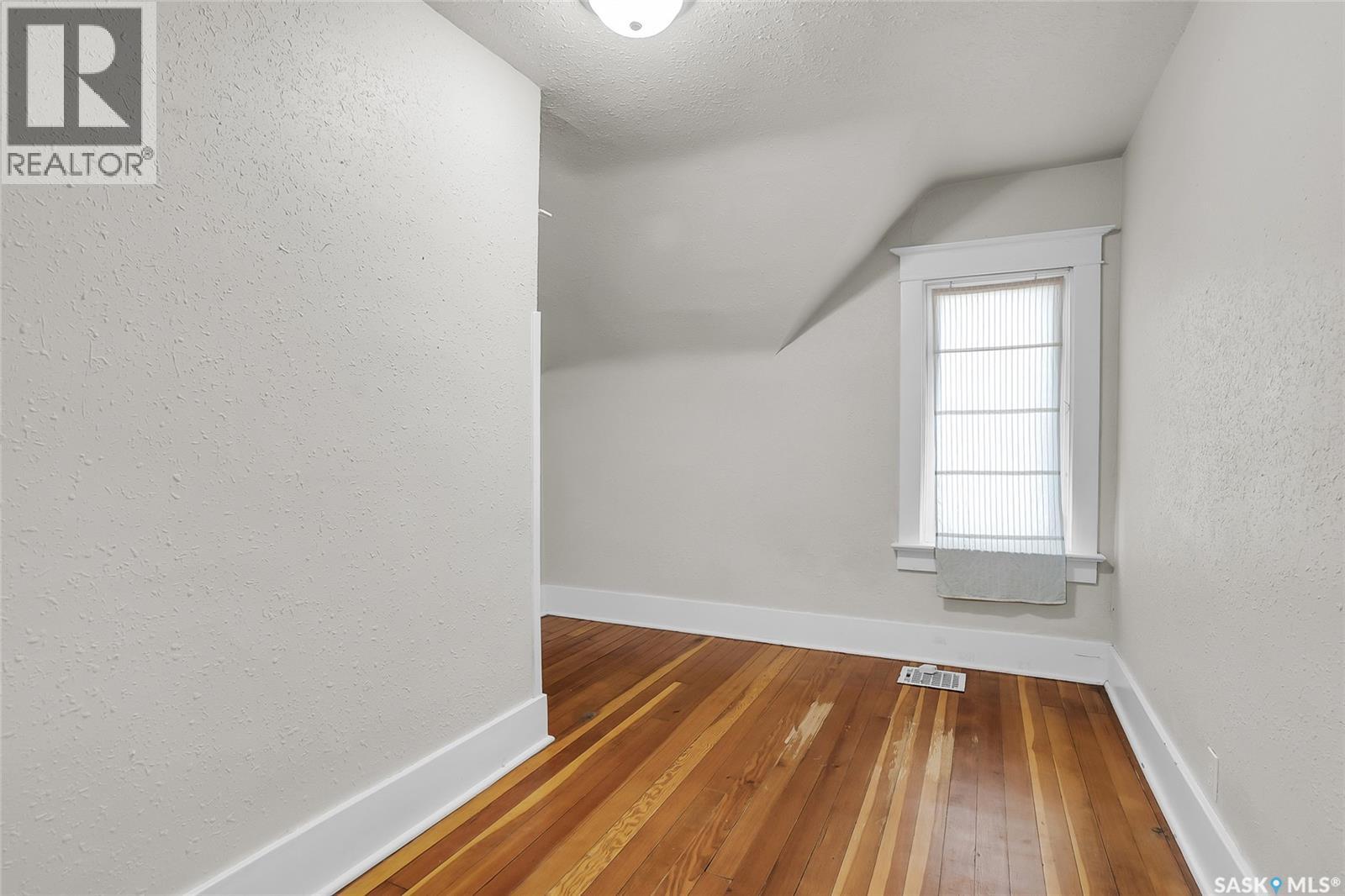 524 7th STREET E - 21