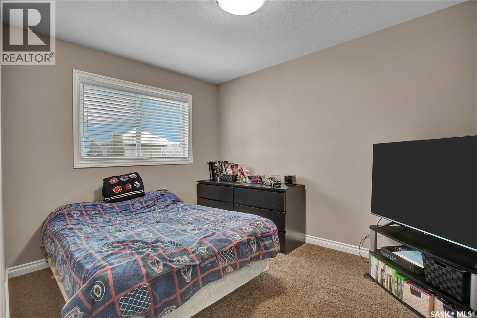 1510 SHEPHERD CRESCENT — photo 15