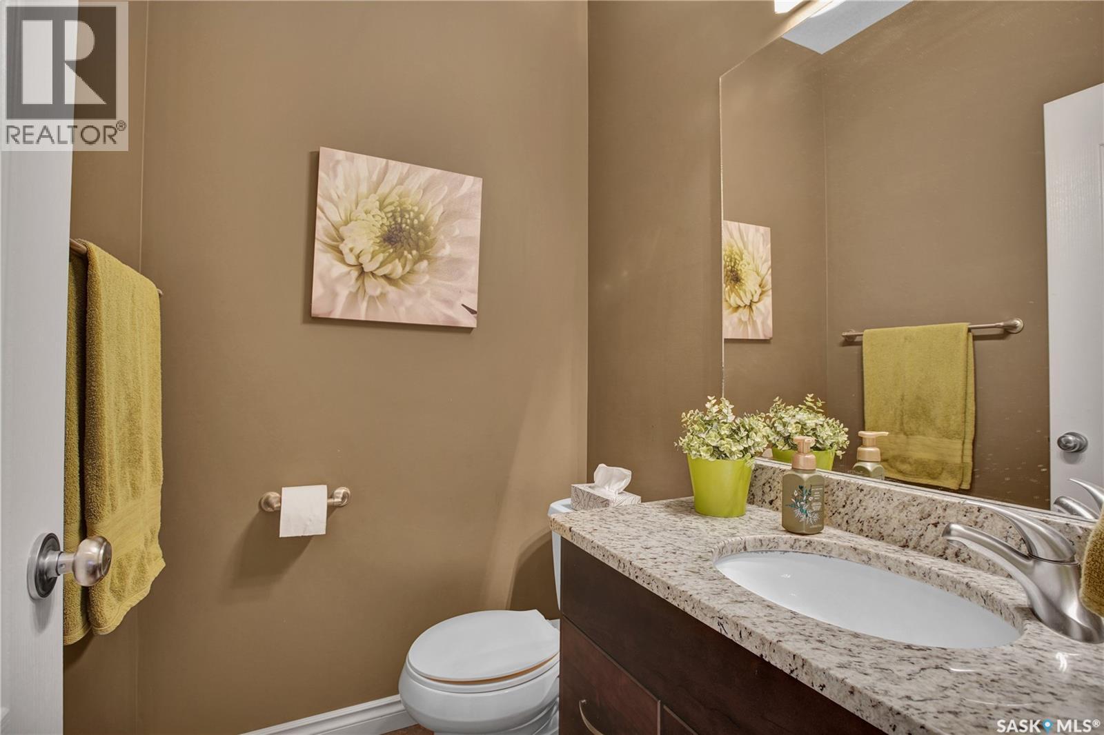 1510 SHEPHERD CRESCENT — photo 9