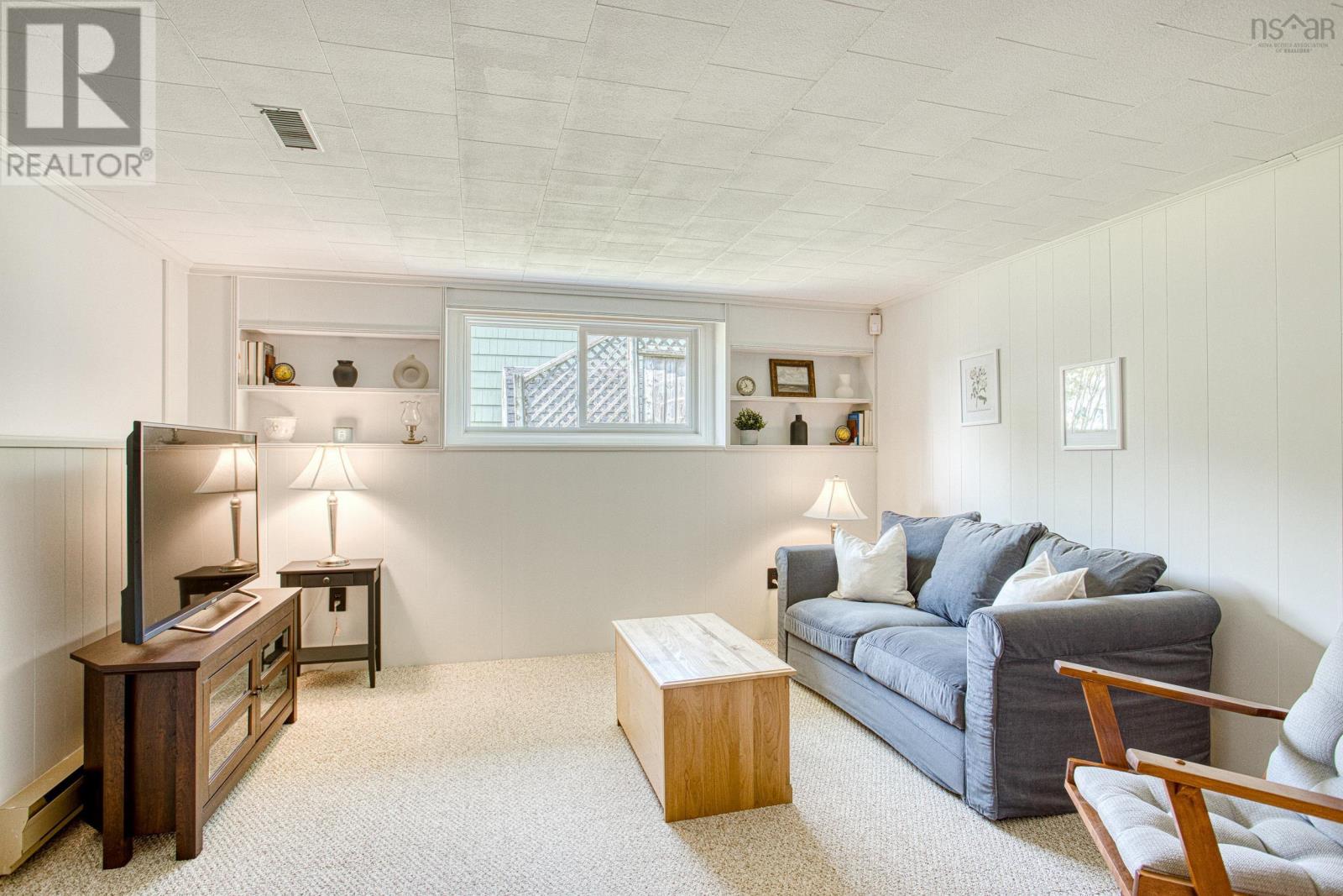 Property 27 of 47 of 80 Nightingale Drive